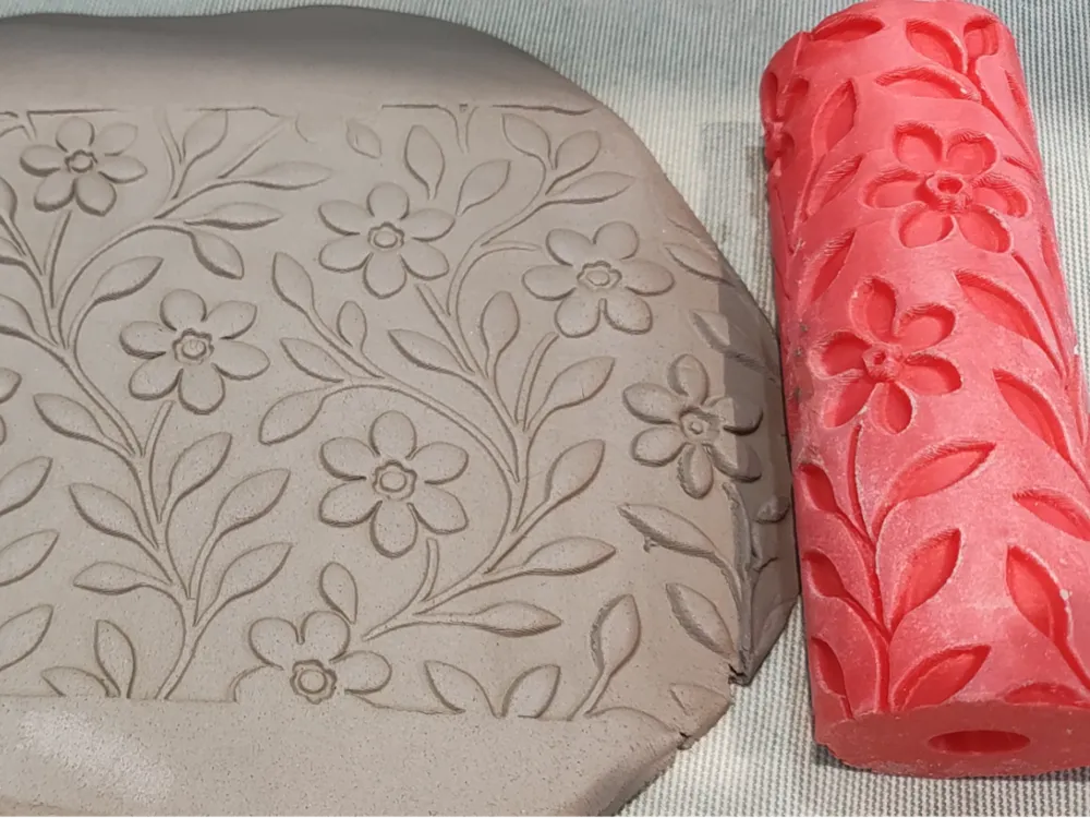 CC29 - Happy Petals texture Roller - Specially made for Pottery and Ceramics - ClartStudios - Polymer clay Jewellery