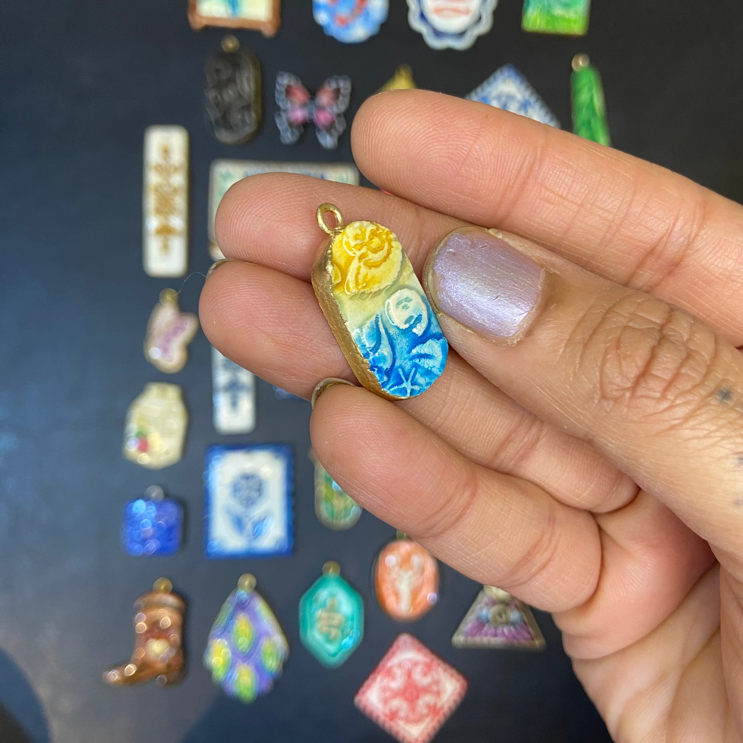 CN 05 - Beach Shells - Handmade Clay Charm (Pack of 5) - ClartStudios - Polymer clay Jewellery