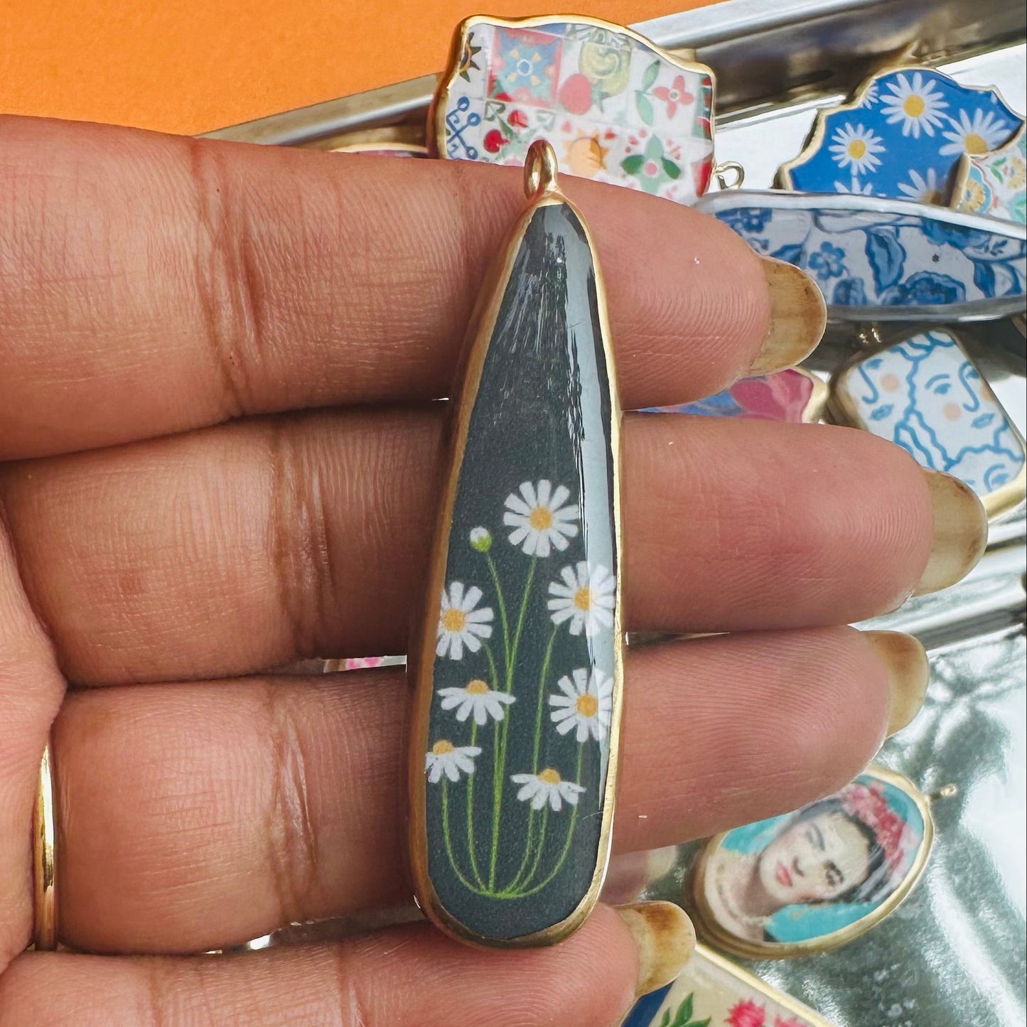 Daisy Farm - Cold Porcelain Charms Pendant (Dispatch Time 4-5 days) - ClartStudios - Polymer clay Jewellery