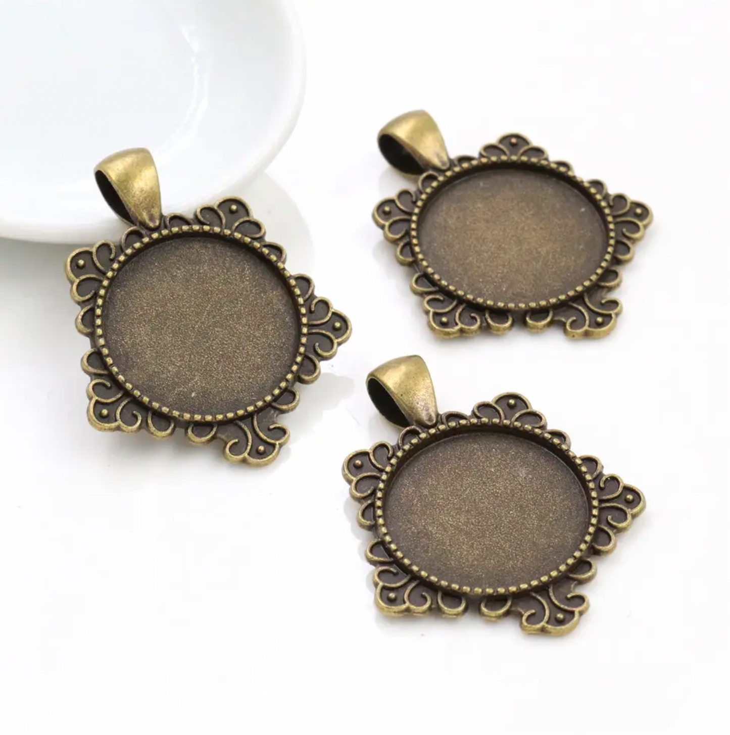 AP28 - Pack of 2 - Snowflake Inspired Style Pendent Base - ClartStudios - Polymer clay Jewellery