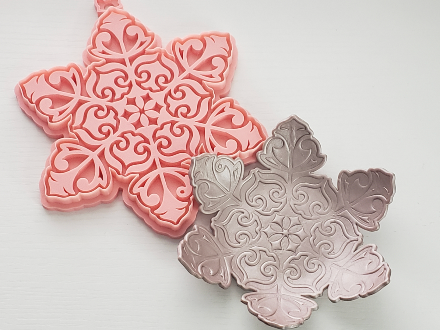 C29 -Snowflake Polymer Clay Trinket Dish / Decor Clay, Pottery and Bakery - ClartStudios - Polymer clay Jewellery