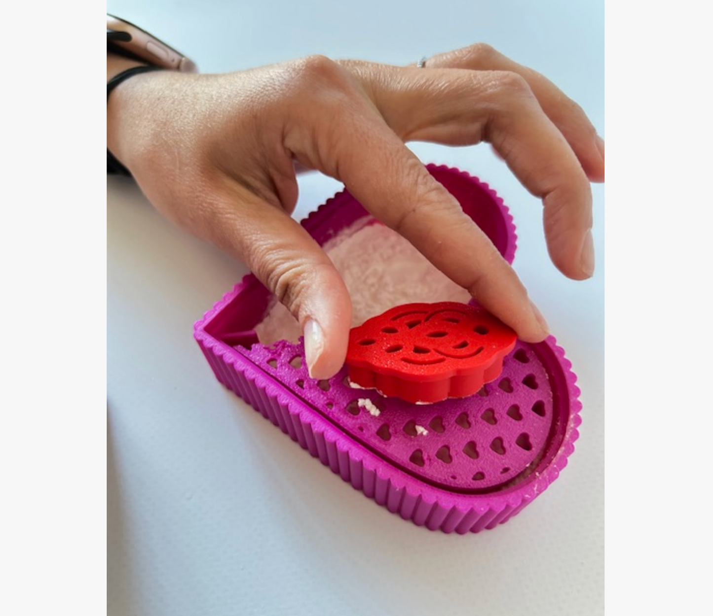 Cornstarch Tapper Box – Polymer Clay (Heart) - ClartStudios - Polymer clay Jewellery