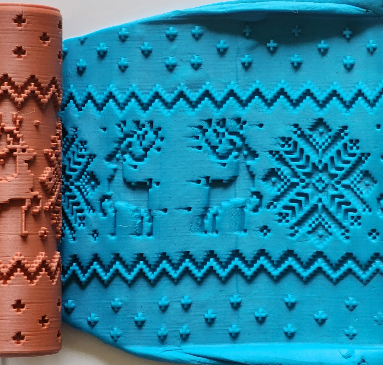 V113 | Reindeer Embroidery | Special Christmas Edition Rollers for Clay - ClartStudios - Polymer clay Jewellery