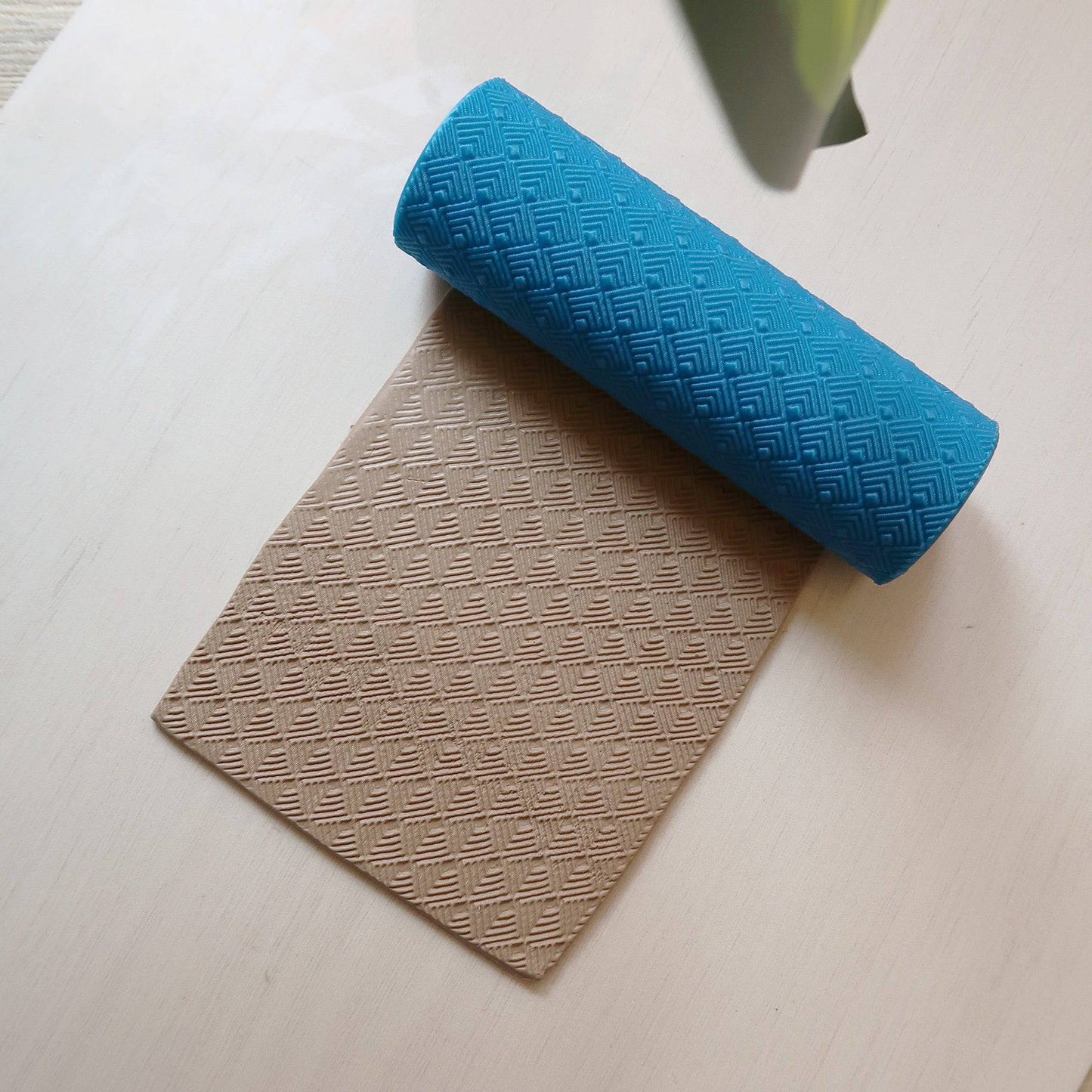 Triangle Repeat Pattern Texture Roller - ClartStudios - Polymer clay Jewellery