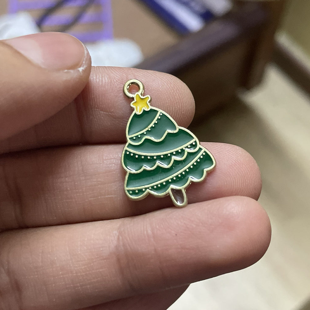 Christmas Tree Green - ClartStudios - Polymer clay Jewellery