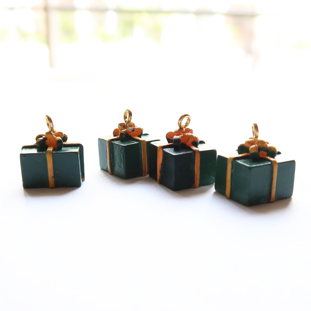 Green Gift Box - ClartStudios - Polymer clay Jewellery