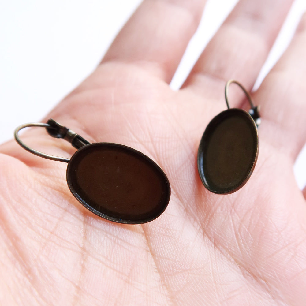 Bronze Oval Style Earring Base (18mm) - ClartStudios - Polymer clay Jewellery