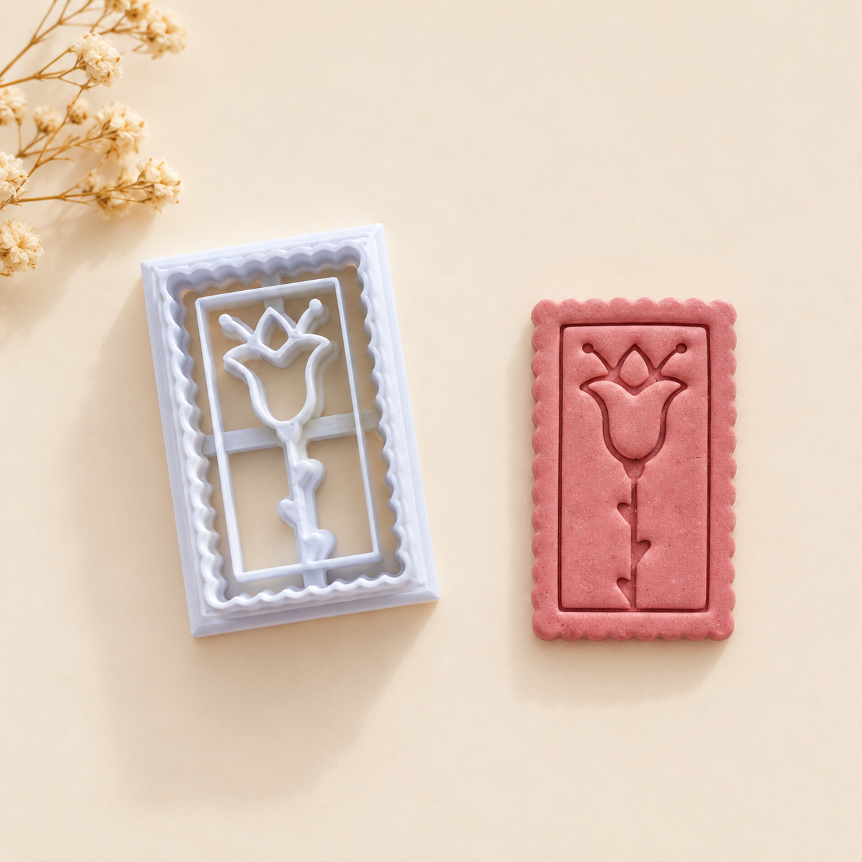 NC 006 - Tulip Frame Polymer Clay Cutter (~35mm)