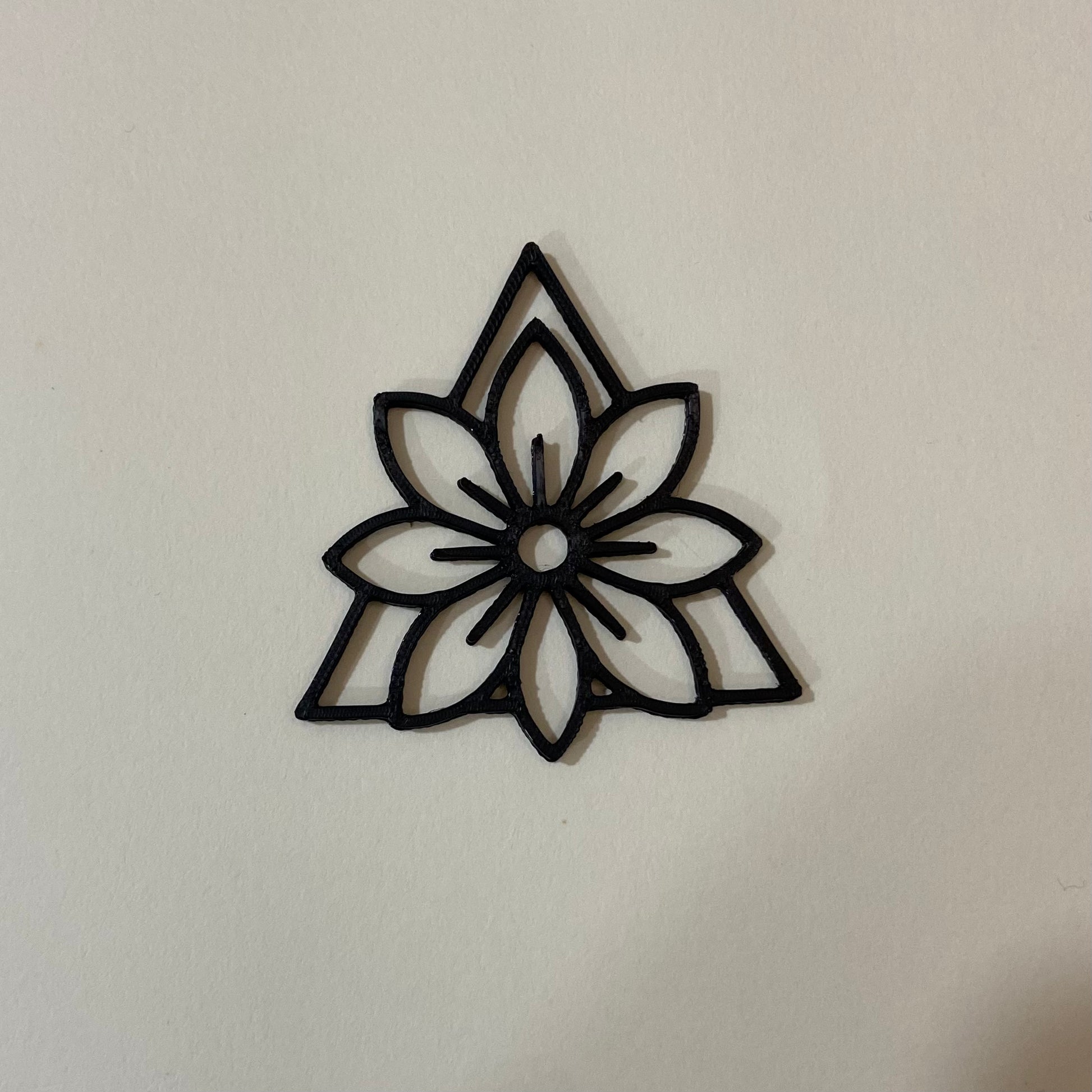 PB021 - Flower in Triangle Stain glass Plastic Bezel for resin art - ClartStudios - Polymer clay Jewellery