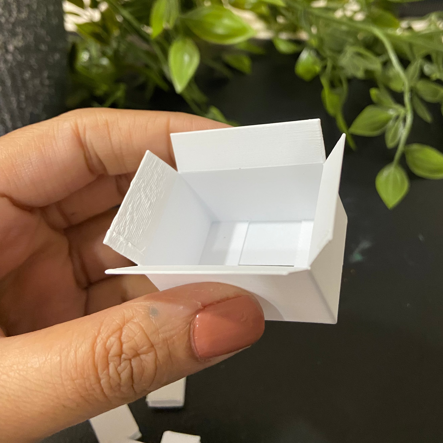 Carton And Books- Dollhouse  - M022