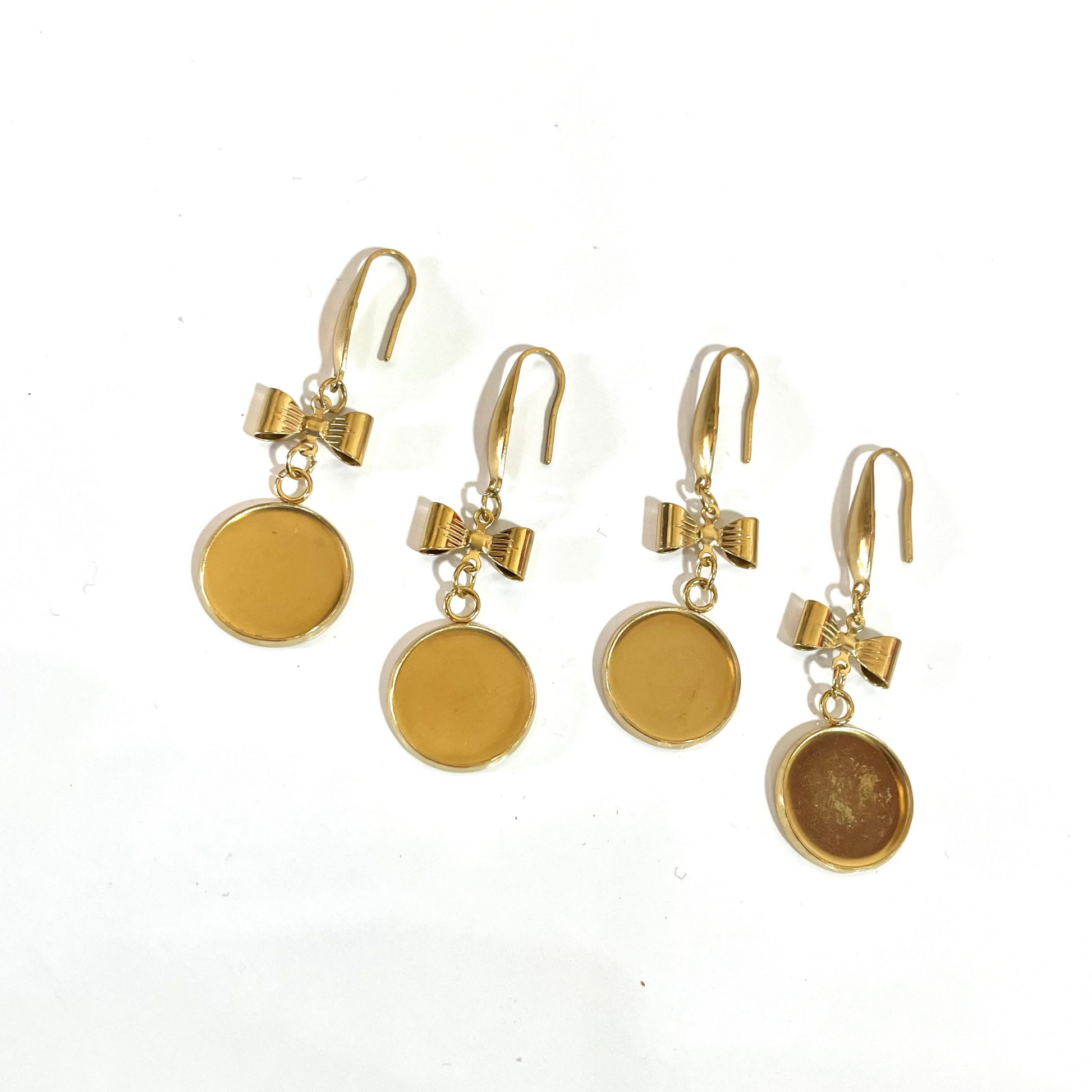 DY10 - (Pack of 2 pair) Circle with Bow Anti Tarnish Stainless Steel Earring Base (Gold) - ClartStudios - Polymer clay Jewellery