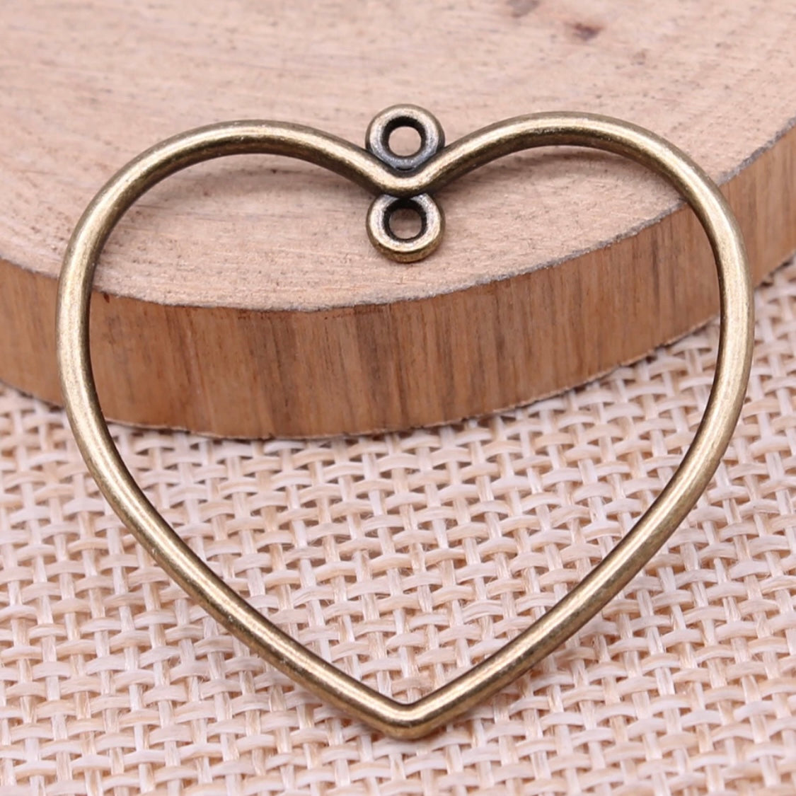 BR13 - Heart Connector Charm - ClartStudios - Polymer clay Jewellery