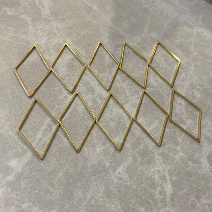 B19 - Pack of 10 pcs | Rhombus Stainless Steel Anti Tarnish - ClartStudios - Polymer clay Jewellery