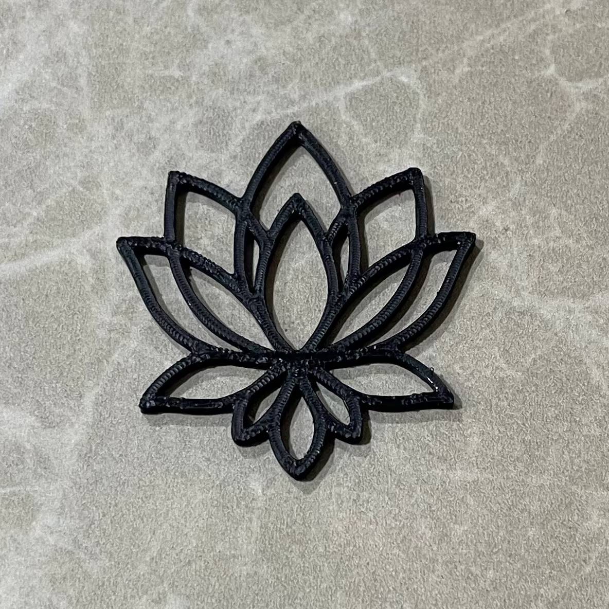 PB04 - Lotus Stain glass Plastic Bezel for resin art - ClartStudios - Polymer clay Jewellery