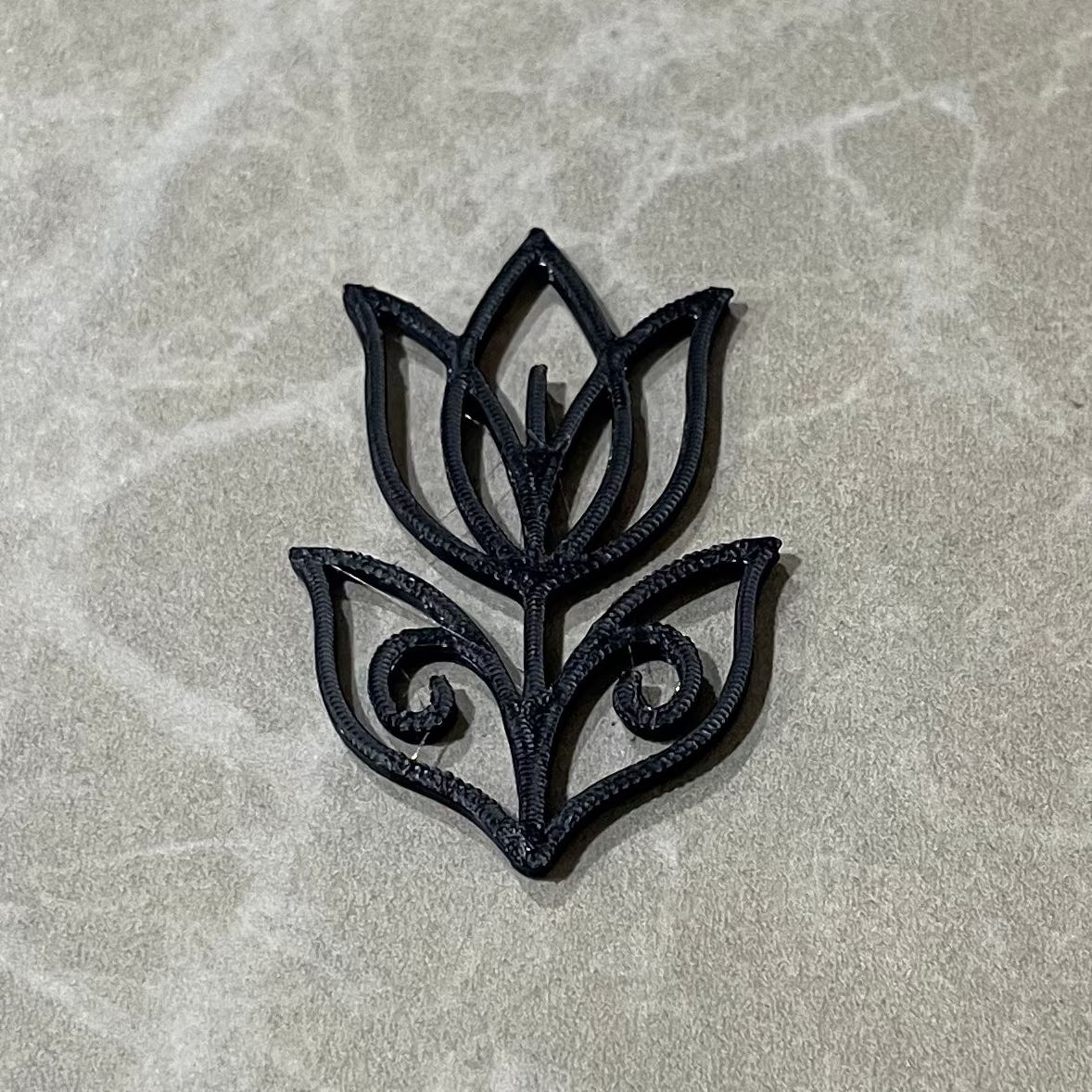 PB022 - Tulip in Triangle Stain glass Plastic Bezel for resin art - ClartStudios - Polymer clay Jewellery