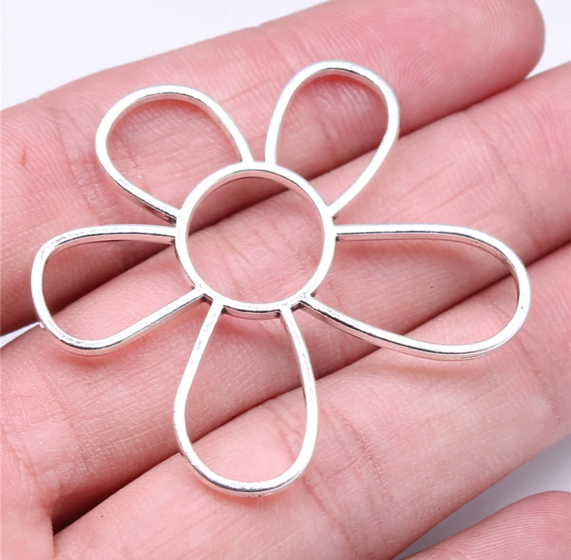 GSC18 - Flower Connector - ClartStudios - Polymer clay Jewellery