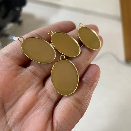 DY12 - (Pack of 2pairs) Oval (25*18) Anti Tarnish Stainless Steel Base (Gold)