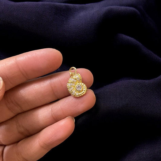BTF52 - Zircon Shell 18k Gold Plated Brass Pendant (Anti Tarnish) (1pc) - ClartStudios - Polymer clay Jewellery