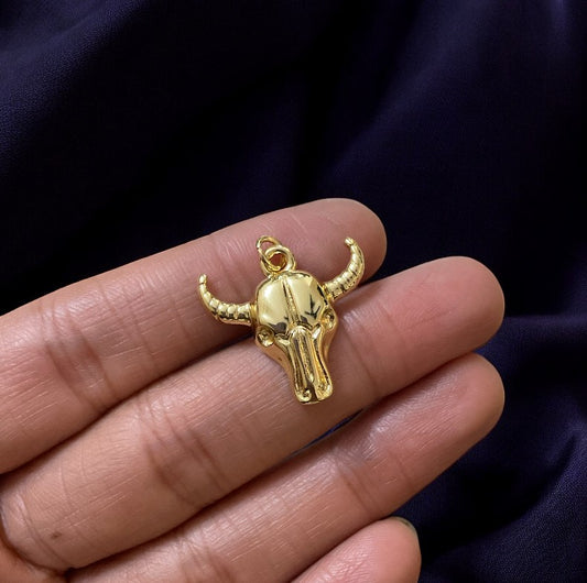 BTF58 - Iconic Bull 18k Gold Plated Brass Pendant (Anti Tarnish) (1pc) - ClartStudios - Polymer clay Jewellery