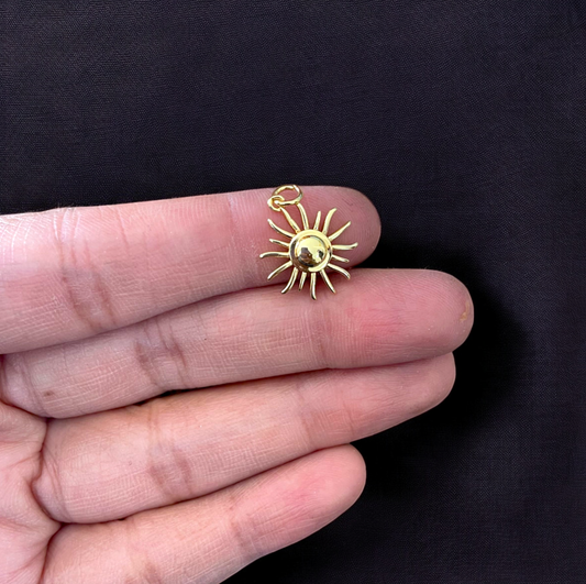BTF71 - Sun 18k Gold Plated Brass Pendant (Anti Tarnish) (1pc) - ClartStudios - Polymer clay Jewellery