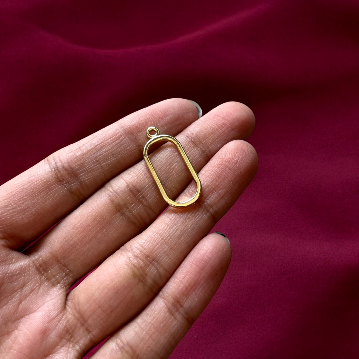 RB11 - Pack of 4 - Rounded Rectangle Hollow Bezel / Charm - ClartStudios - Polymer clay Jewellery