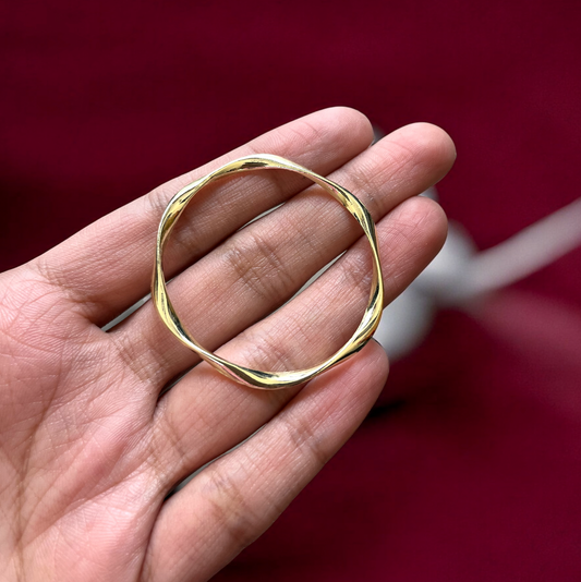 RB27 - Wavy Circle Hollow Pendant / Bezel / Charm - ClartStudios - Polymer clay Jewellery