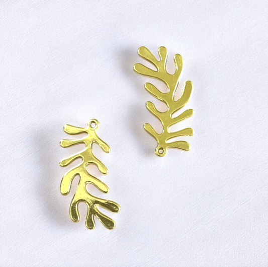 RB64 - Pack of 2 - Sea Coral Reef / Plant Charm - ClartStudios - Polymer clay Jewellery