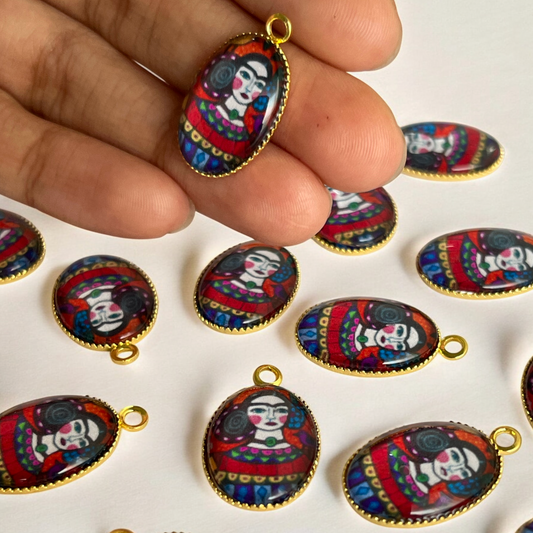 GP27- Pack of 2pcs - Vintage Girl Design Pendant / Charm - ClartStudios - Polymer clay Jewellery