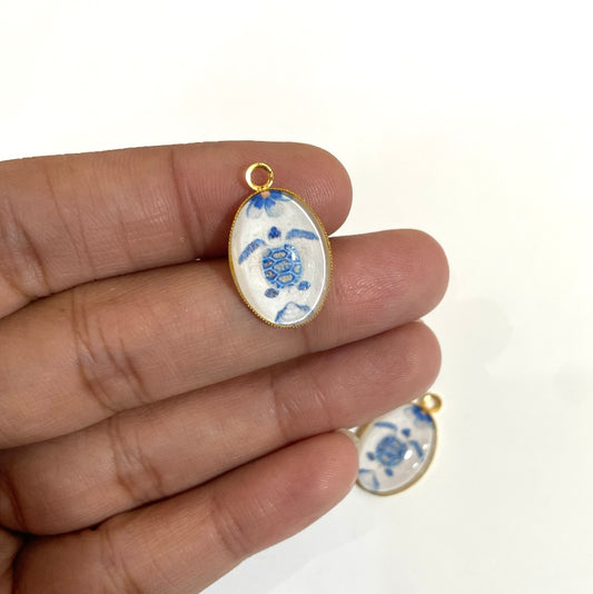 GN024 - Pack of 2pcs - Water Color Sea Creatures  - Glass Pendants with Metal Base - ClartStudios - Polymer clay Jewellery