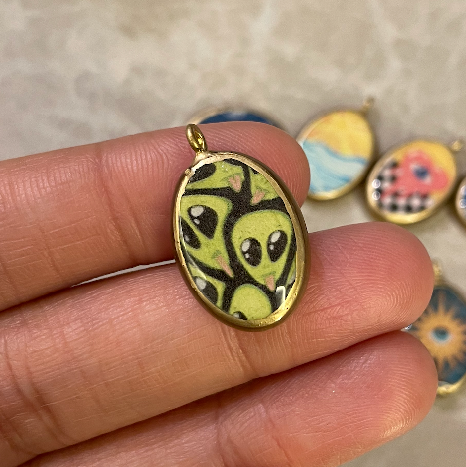 Pack of 5 - Misc Resin Earring Charms: Oval Pendants (5 Pack) (RU82 - RU89)(4-5 day Dispatch) - ClartStudios - Polymer clay Jewellery