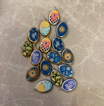 Pack of 5 - Misc Resin Earring Charms: Oval Pendants (5 Pack) (RU82 - RU89)(4-5 day Dispatch) - ClartStudios - Polymer clay Jewellery