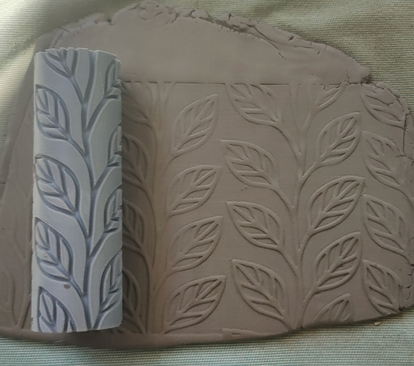 CC22 -Two Vines texture Roller - Specially made for Pottery and Ceramics - ClartStudios - Polymer clay Jewellery