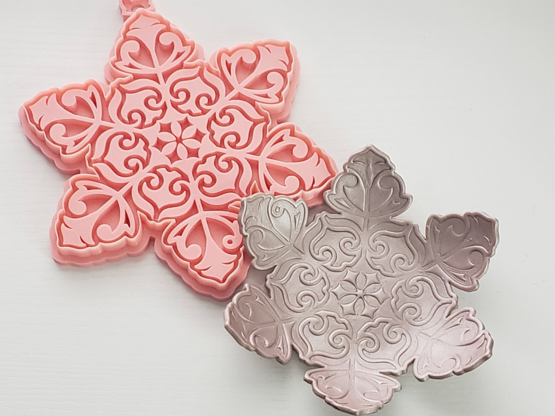 C29 -Snowflake Polymer Clay Trinket Dish / Decor Clay, Pottery and Bakery - ClartStudios - Polymer clay Jewellery