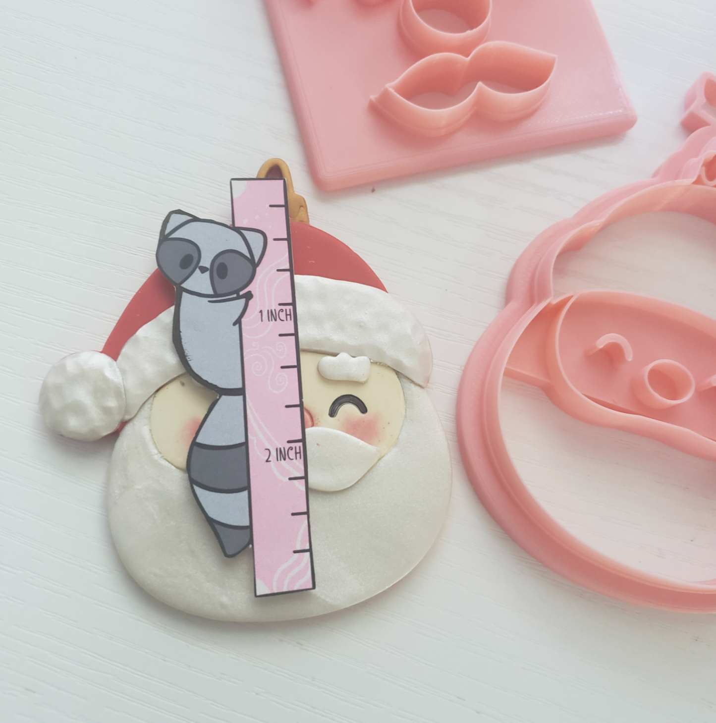 C30 -Santa Polymer Clay Ornament / Decor Clay, Pottery and Bakery - ClartStudios - Polymer clay Jewellery
