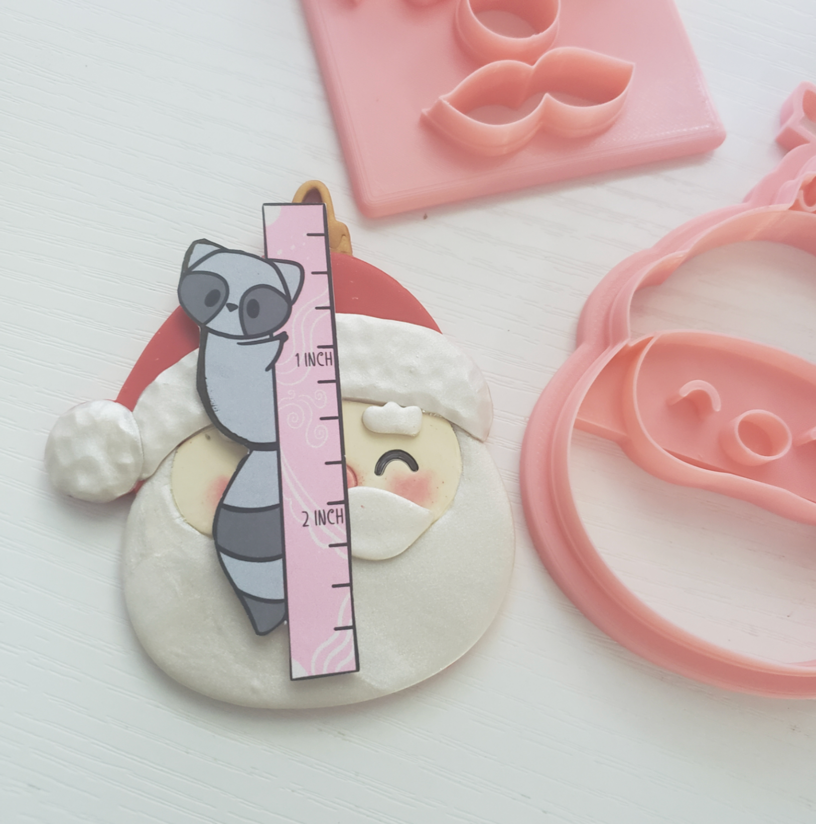 C30 -Santa Polymer Clay Ornament / Decor Clay, Pottery and Bakery - ClartStudios - Polymer clay Jewellery