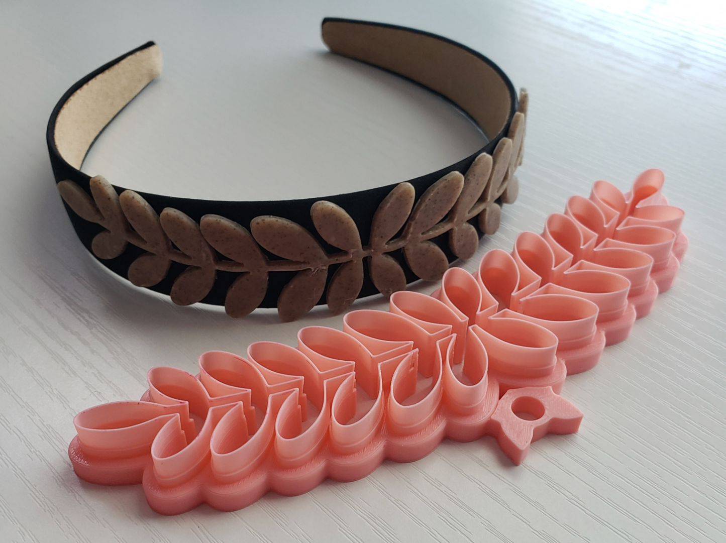 C36 - Delicate Leafy Polymer Clay Headband Cutter, Pottery and Bakery - ClartStudios - Polymer clay Jewellery