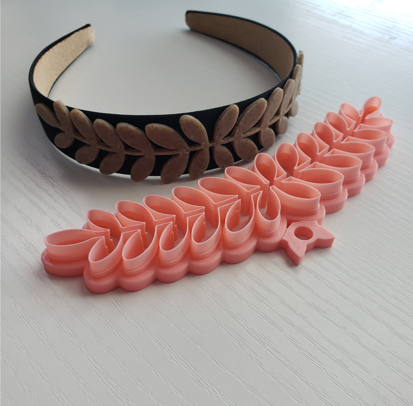 C36 - Delicate Leafy Polymer Clay Headband Cutter, Pottery and Bakery - ClartStudios - Polymer clay Jewellery