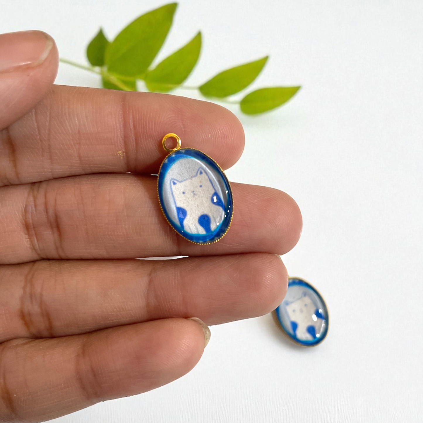 GN010 - Pack of 2pcs - Blue Cat - Glass Pendants with Metal Base - ClartStudios - Polymer clay Jewellery