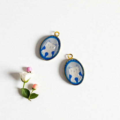 GN010 - Pack of 2pcs - Blue Cat - Glass Pendants with Metal Base - ClartStudios - Polymer clay Jewellery