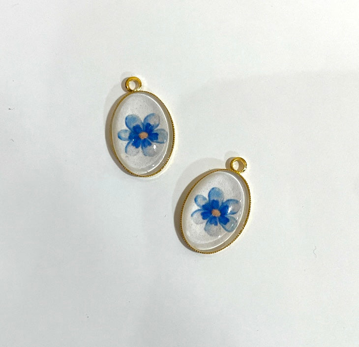 GN019 - Pack of 2pcs - Water Colour Flower - Glass Pendants with Metal Base - ClartStudios - Polymer clay Jewellery