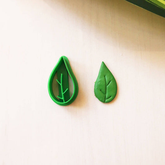Leaf A with embossing - ClartStudios - Polymer clay Jewellery