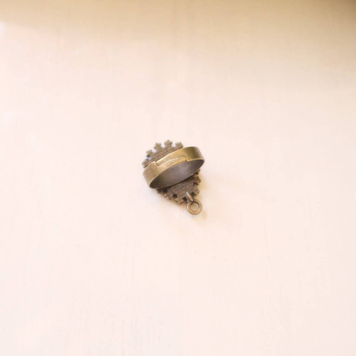Motif Drop Antique Bronze Ring Base - ClartStudios - Polymer clay Jewellery