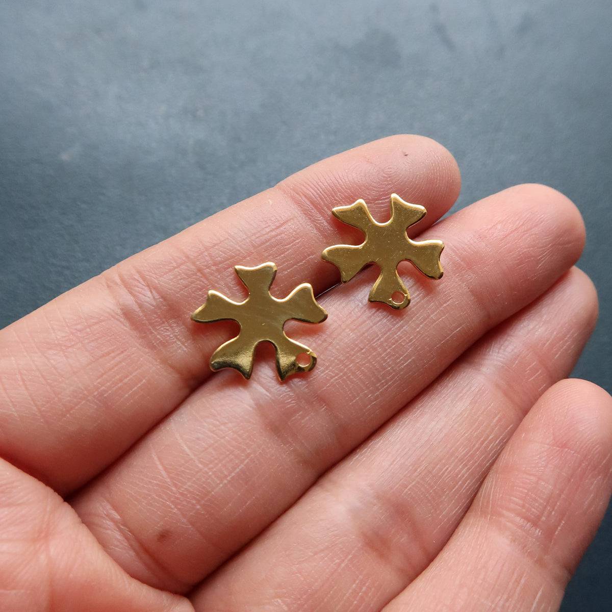 Golden Flower 5 Studs (Sold In Pair) - ClartStudios - Polymer clay Jewellery