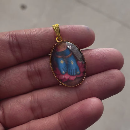 NG04 - Krishna Feet Pendant / Charm (1pc)