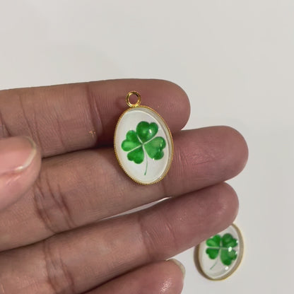GN013 - Pack of 2pcs - Green Clover Leaf - Glass Pendants with Metal Base