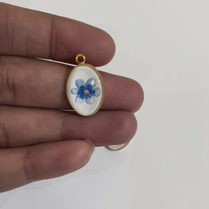 GN019 - Pack of 2pcs - Water Colour Flower - Glass Pendants with Metal Base