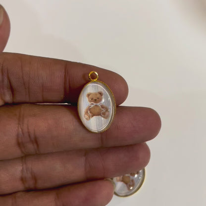 GN05 - Pack of 2pcs - Brown Teddy- Glass Pendants with Metal Base